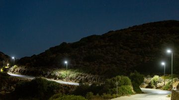 การใช้แสงสว่างสำหรับถนน