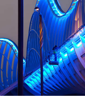Meydan bridges, Dubai illuminated with Philips bridge lighting 